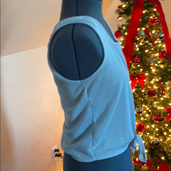 Blue ribbed tank - Picture 3 of 4